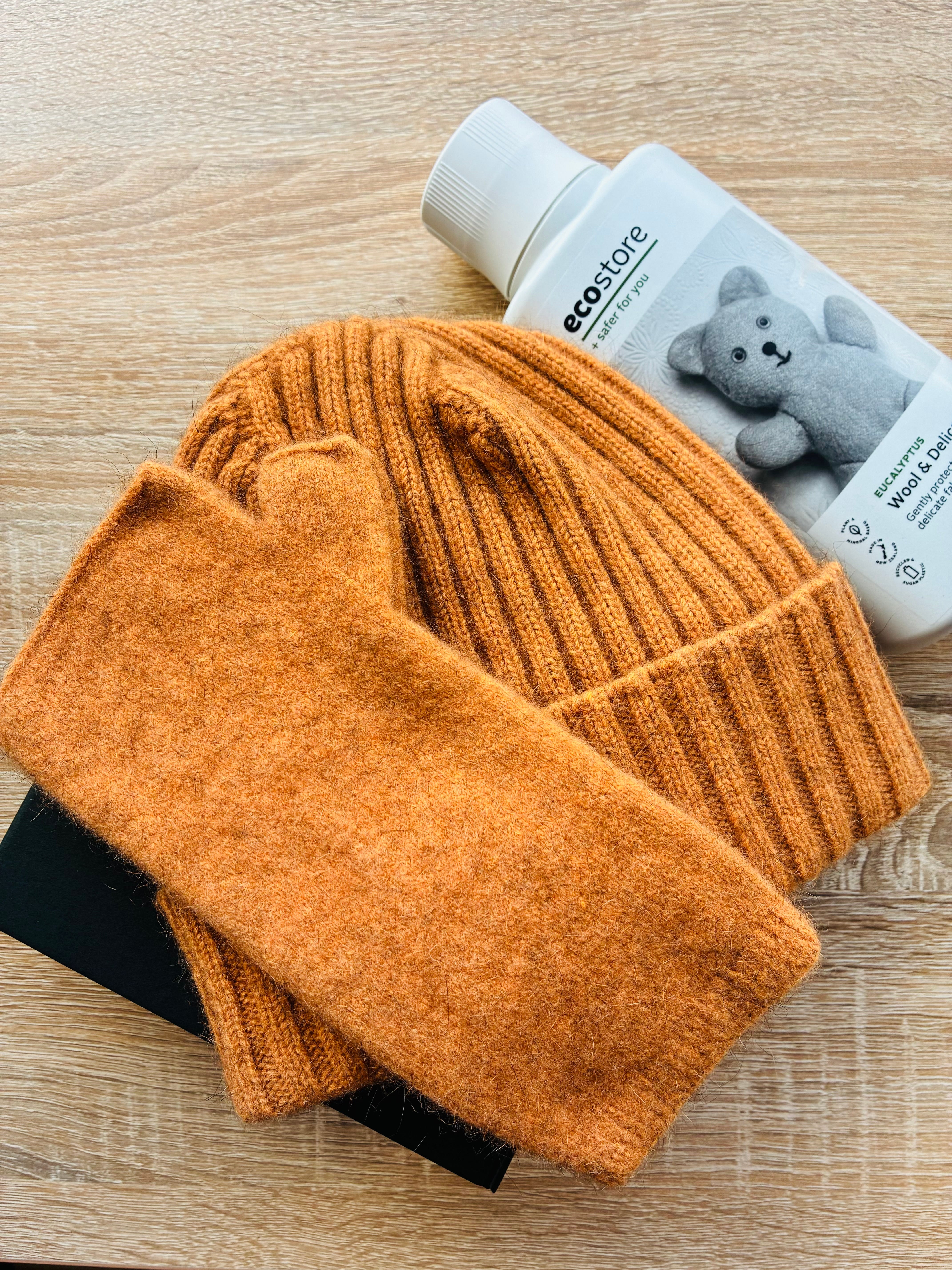 Welcome to Wool Starter Set, Beanie & Wristwarmers