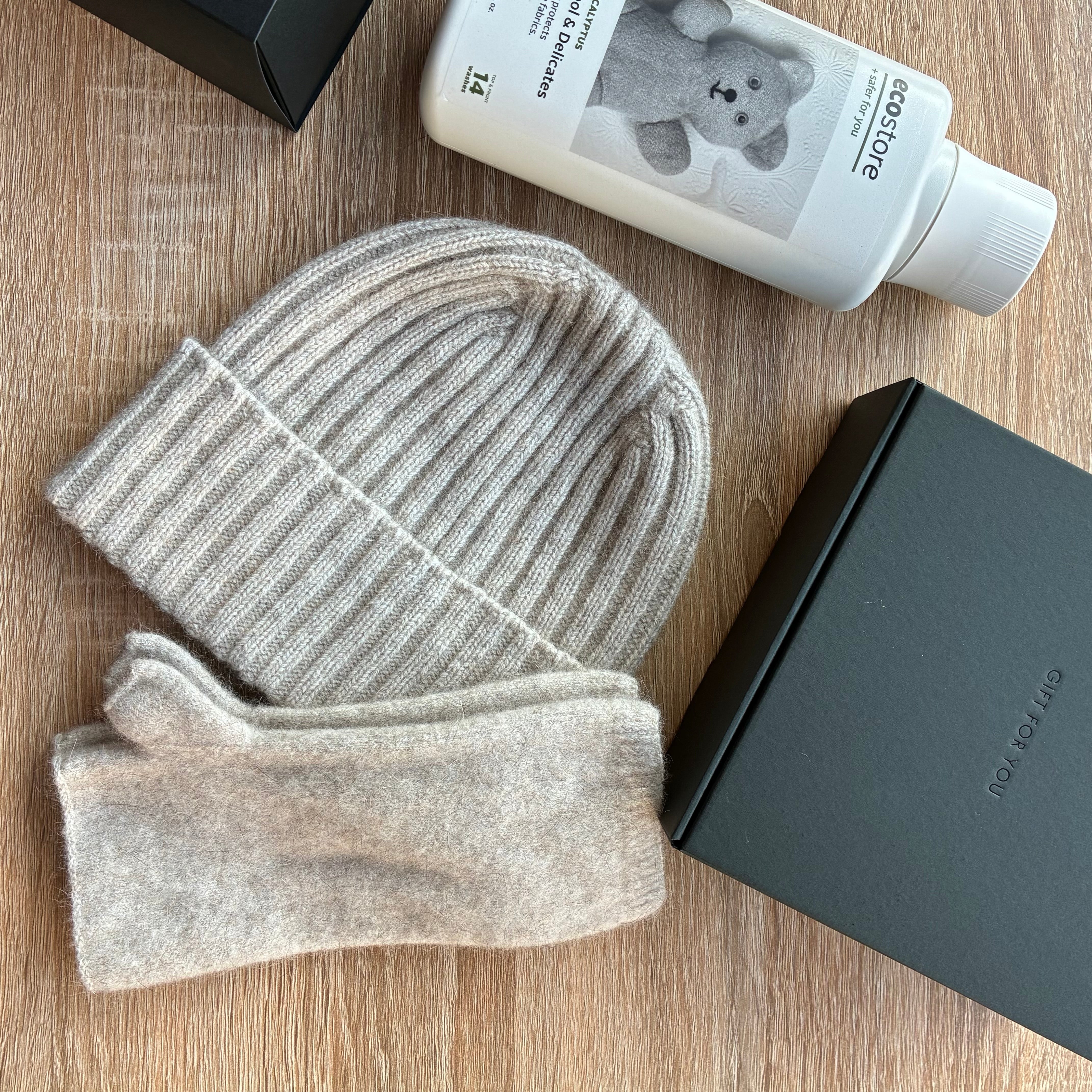 Welcome to Wool Starter Set, Beanie & Wristwarmers