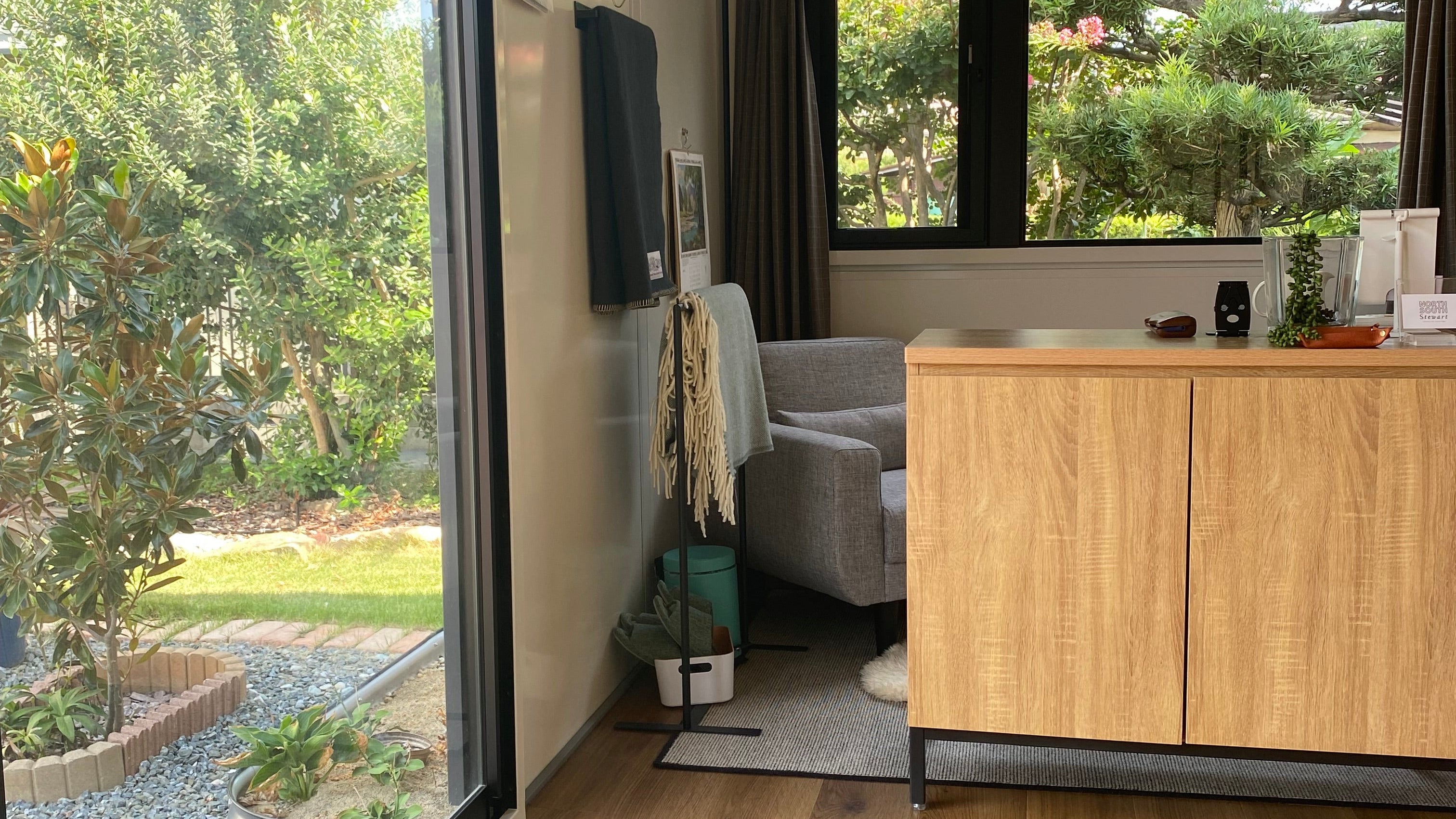 North South Stewart Shop