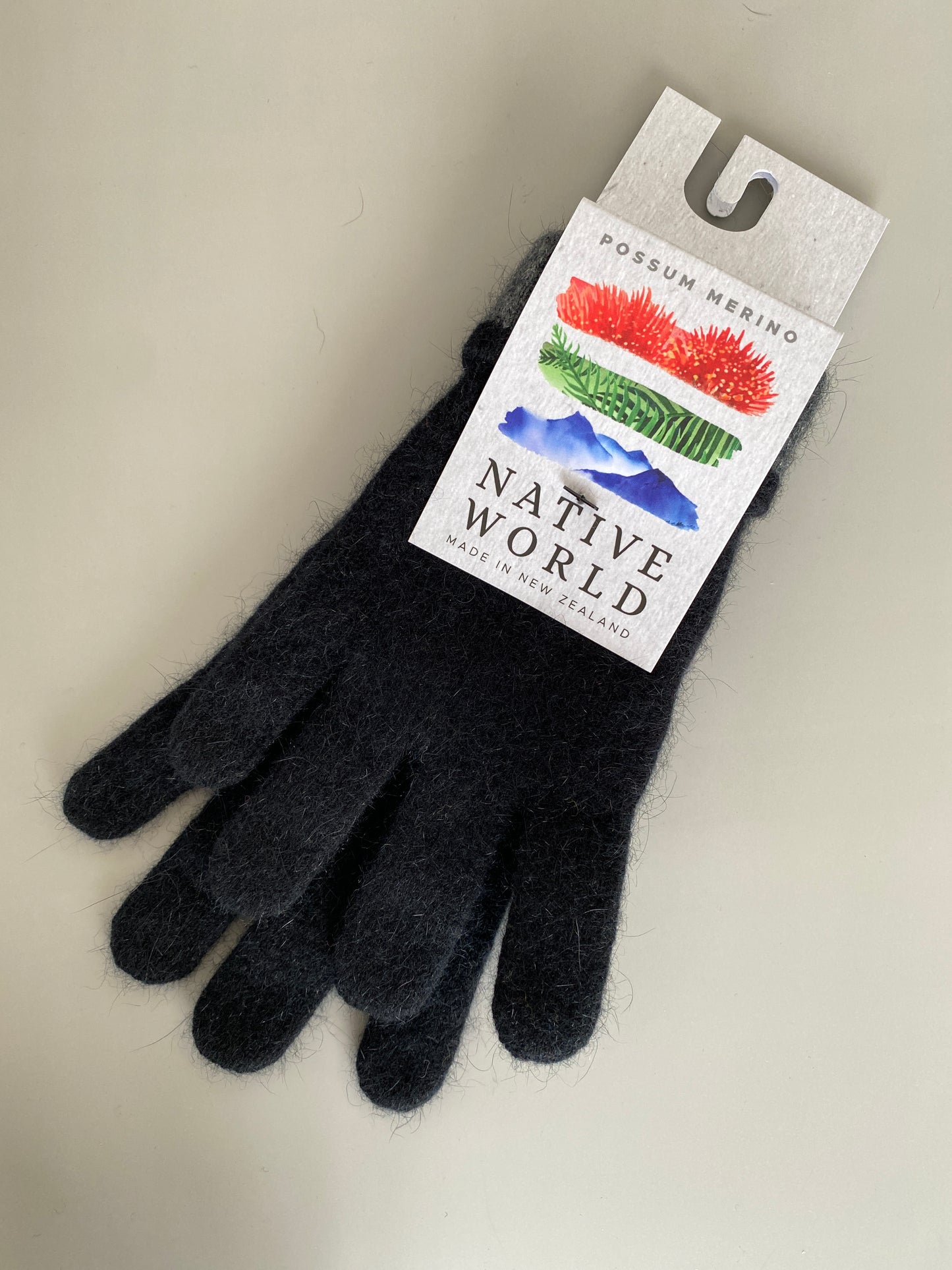 手袋: ブラック グローブ、ポッサム &amp; メリノ ウール、ニュージーランド製